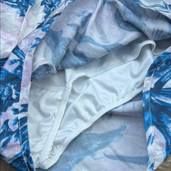 Free People The Way Home Floral Blue and White Womens Shorts size M - Picture 5 of 6